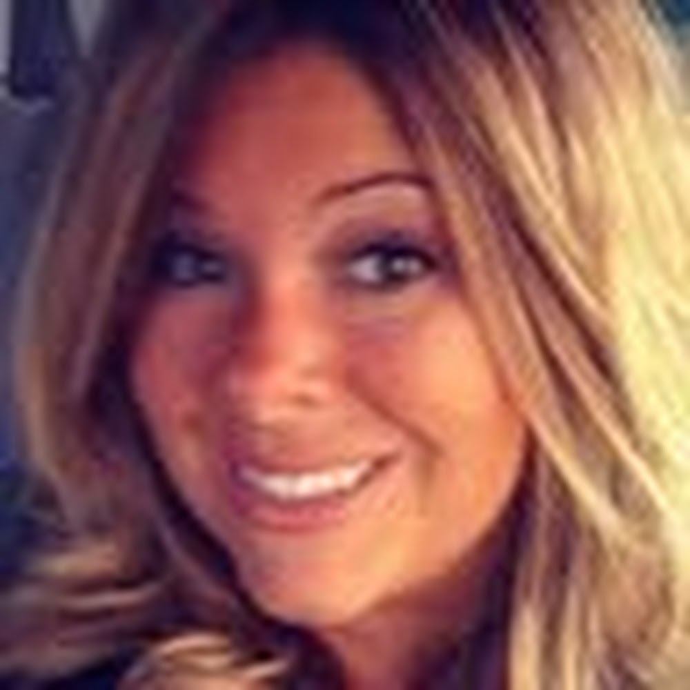 Meet your Posher, Carrie